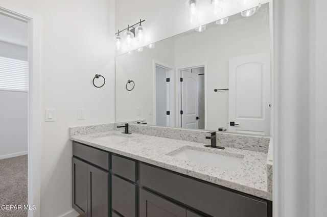 1192 Night Sky Street, El Paso, TX 79928