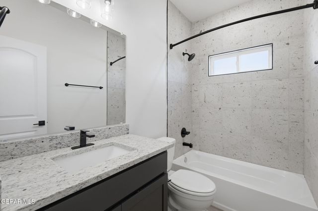 1192 Night Sky Street, El Paso, TX 79928