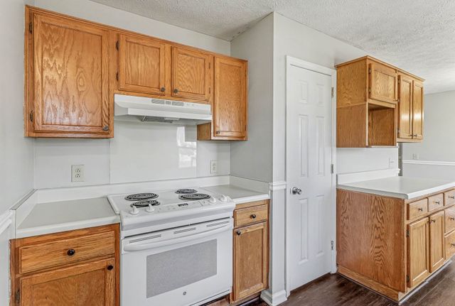 7303 Clearview Dr, Fairview, TN 37062