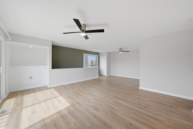 238 Algonquin Court D, Bolingbrook, IL 60440