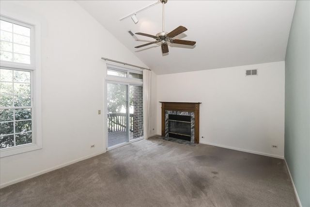 725 Deep Wood Court, Elk Grove Village, IL 60007