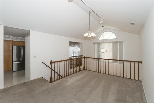 725 Deep Wood Court, Elk Grove Village, IL 60007