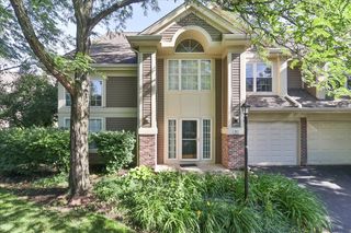 725 Deep Wood Court, Elk Grove Village, IL 60007