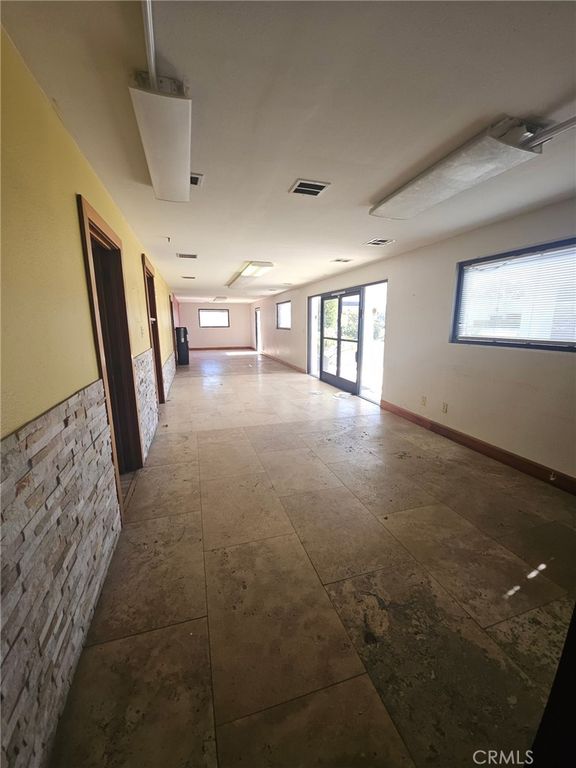 250 Briggs, Costa Mesa, CA 92626 — photo 4