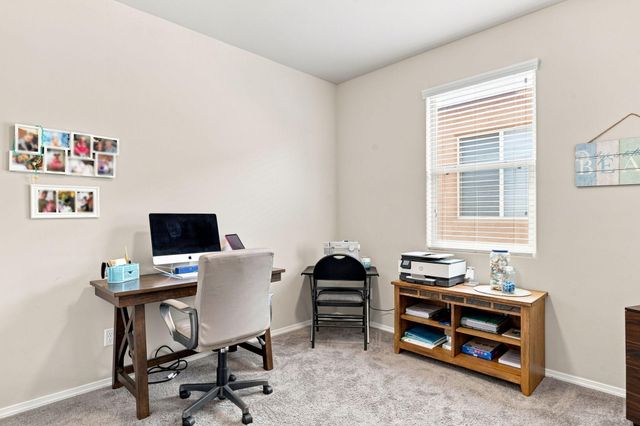 6329 Kestrel Drive NE, Rio Rancho, NM 87144