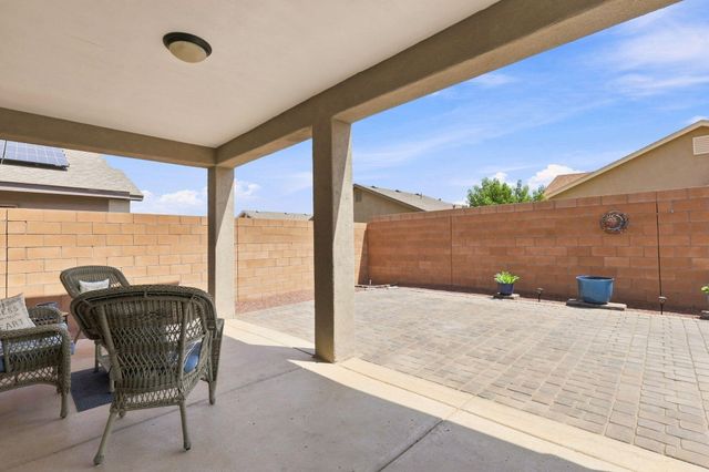 6329 Kestrel Drive NE, Rio Rancho, NM 87144