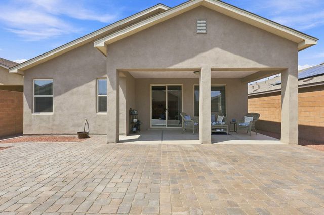6329 Kestrel Drive NE, Rio Rancho, NM 87144