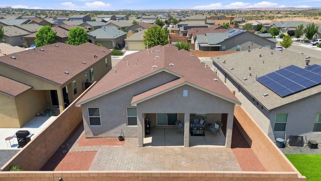 6329 Kestrel Drive NE, Rio Rancho, NM 87144