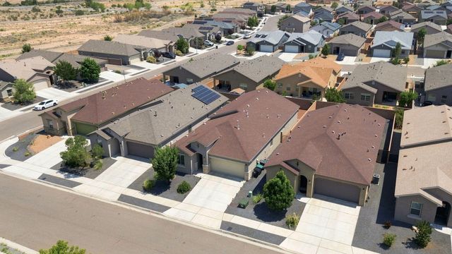 6329 Kestrel Drive NE, Rio Rancho, NM 87144