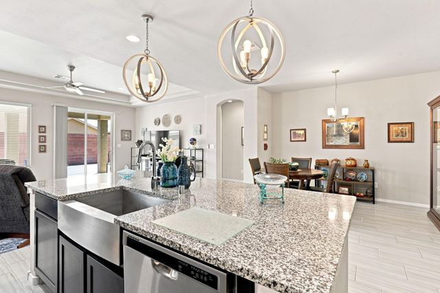 6329 Kestrel Drive NE, Rio Rancho, NM 87144