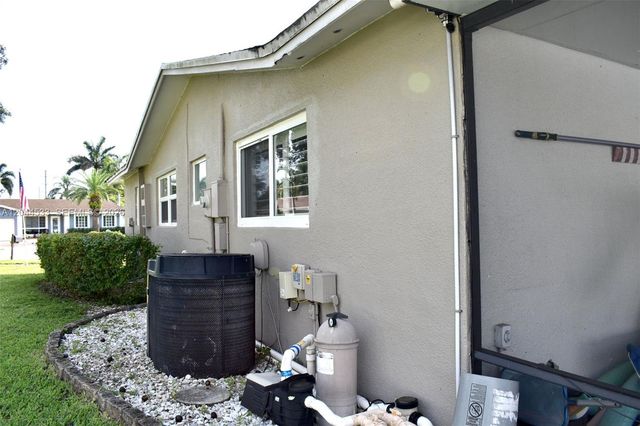 9820 NW 7th St 0, Pembroke Pines, FL 33024