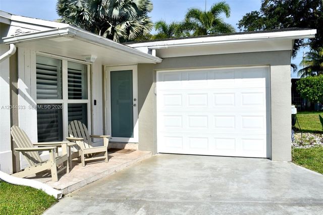 9820 NW 7th St 0, Pembroke Pines, FL 33024