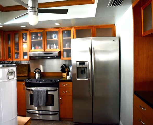 9820 NW 7th St 0, Pembroke Pines, FL 33024