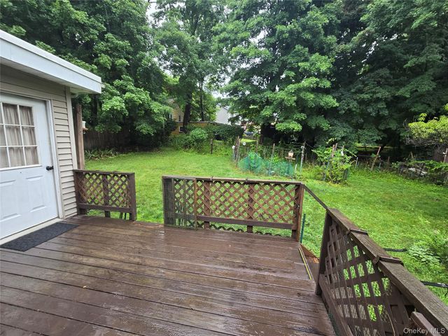 5 Beaverbrook Road, New Windsor, NY 12553