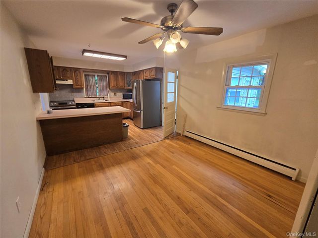 5 Beaverbrook Road, New Windsor, NY 12553
