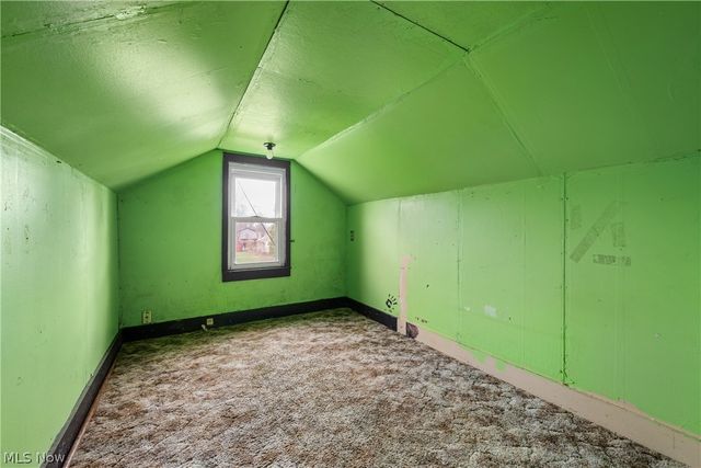 1726 Knox Boulevard, Akron, OH 44320