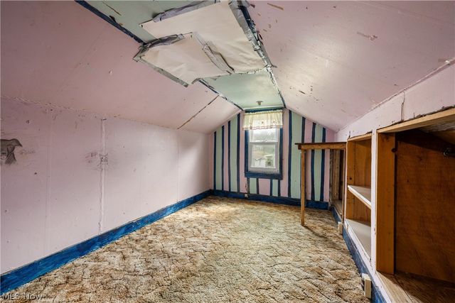 1726 Knox Boulevard, Akron, OH 44320