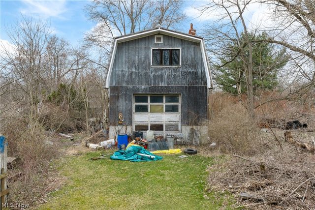 1726 Knox Boulevard, Akron, OH 44320