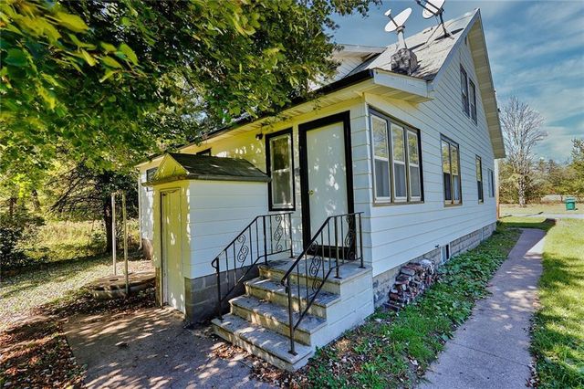 202 E Clark Street, Merrillan, WI 54754