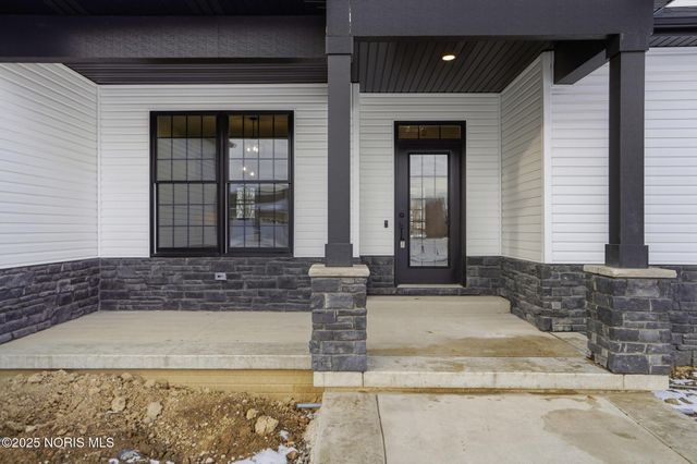 432 Linden Drive, Pemberville, OH 43450