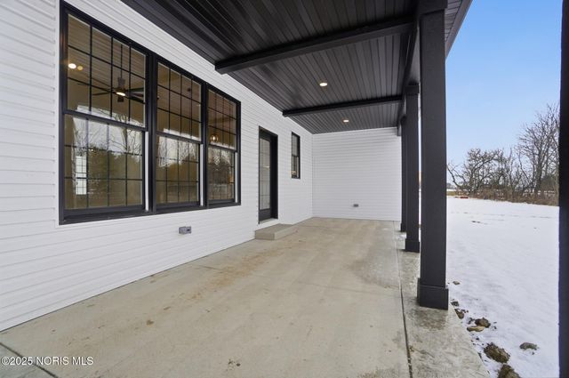 432 Linden Drive, Pemberville, OH 43450