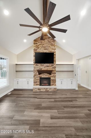 432 Linden Drive, Pemberville, OH 43450