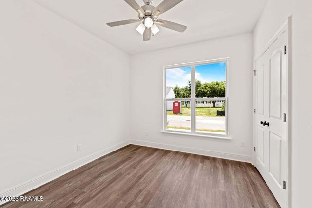 121 Santa Marta Drive, Youngsville, LA 70592