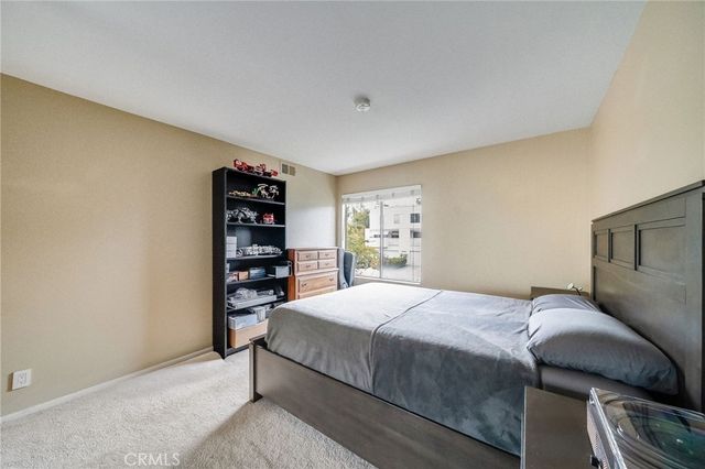 5722 E Stillwater 42, Orange, CA 92869