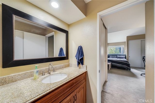 5722 E Stillwater 42, Orange, CA 92869