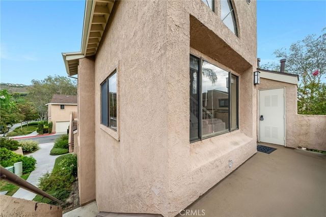 5722 E Stillwater 42, Orange, CA 92869