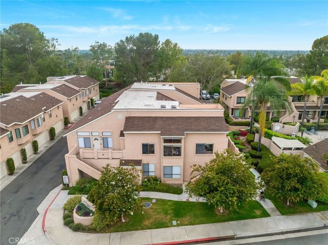 5722 E Stillwater 42, Orange, CA 92869