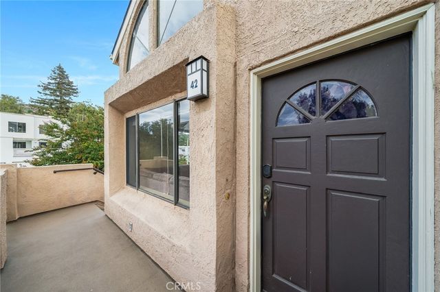 5722 E Stillwater 42, Orange, CA 92869