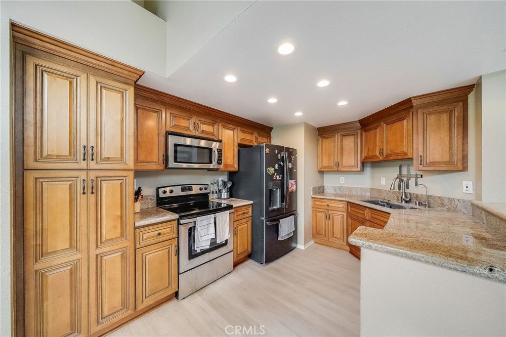 5722 E Stillwater 42, Orange, CA 92869