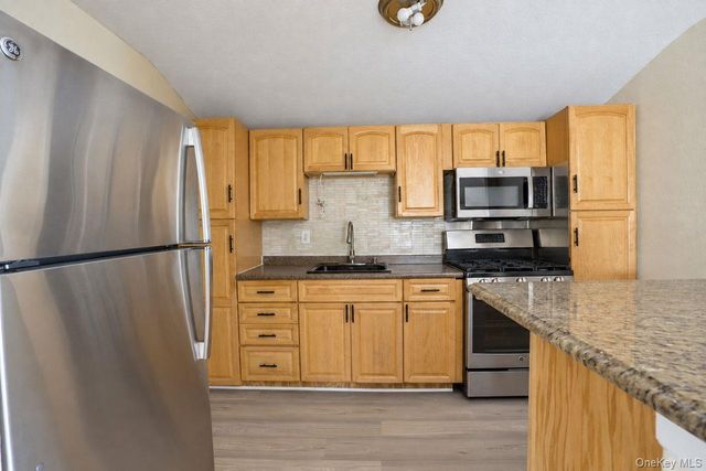 13314 142nd Street 2R, Jamaica, NY 11436