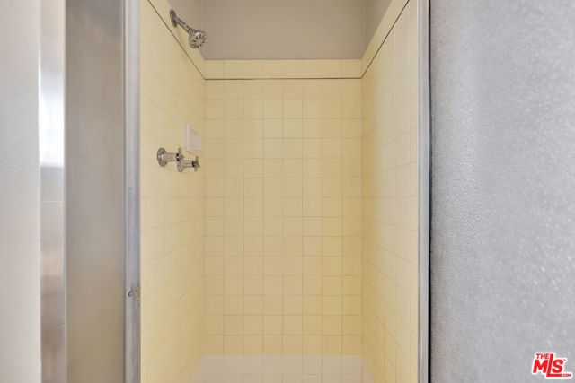 4121 Santo Tomas Drive A, Los Angeles, CA 90008