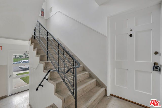 4121 Santo Tomas Drive A, Los Angeles, CA 90008