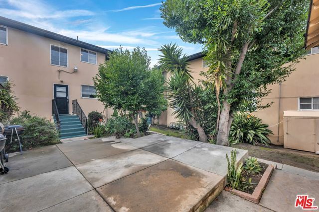 4121 Santo Tomas Drive A, Los Angeles, CA 90008