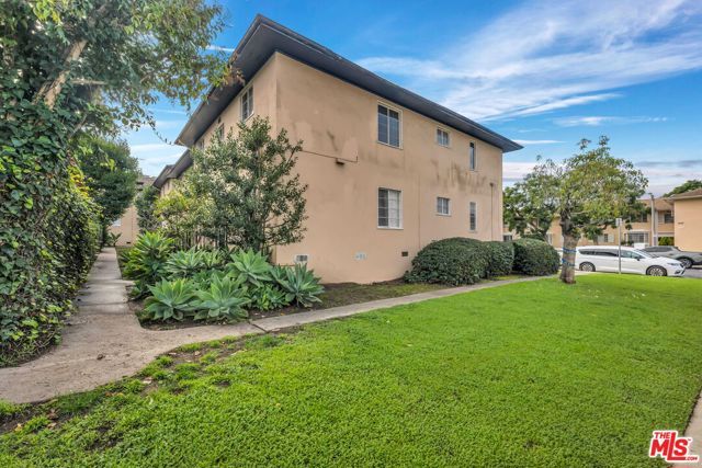 4121 Santo Tomas Drive A, Los Angeles, CA 90008
