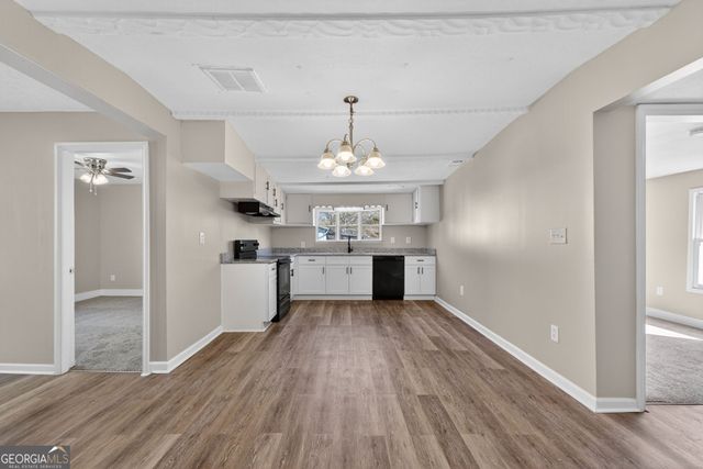 162 Brentwood Lane, Locust Grove, GA 30248