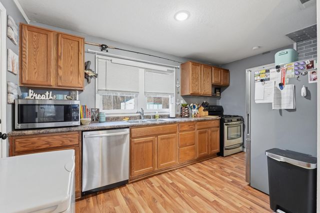 275 Ln 101 Jimmerson Lk, Angola, IN 46703