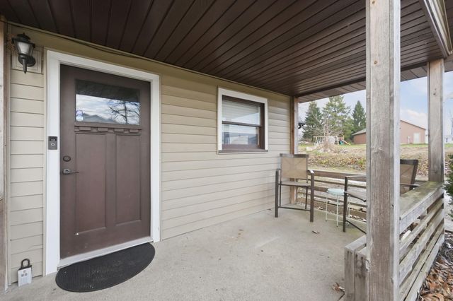 275 Ln 101 Jimmerson Lk, Angola, IN 46703