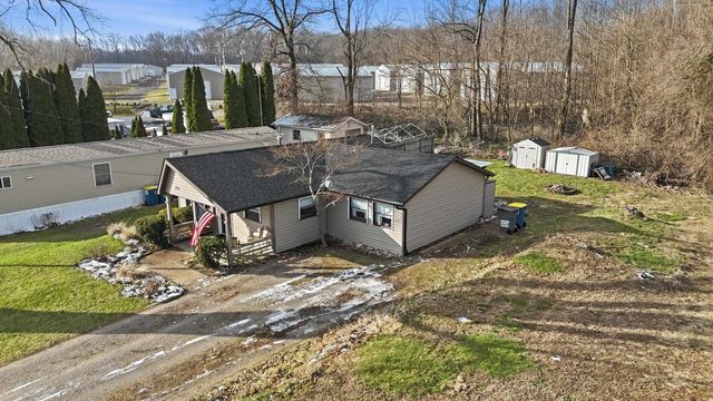 275 Ln 101 Jimmerson Lk, Angola, IN 46703