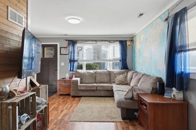 275 Ln 101 Jimmerson Lk, Angola, IN 46703