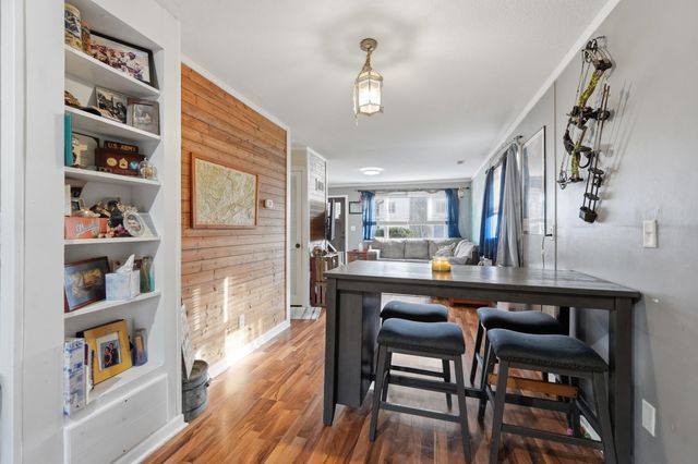 275 Ln 101 Jimmerson Lk, Angola, IN 46703