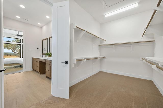 2401 KAHALA SUNSET DR, Spicewood, TX 78669