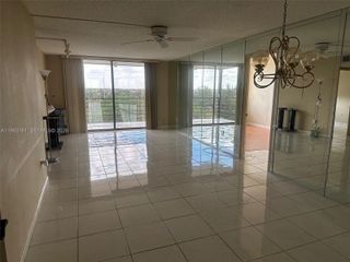 1200 Saint Charles Pl PH7, Pembroke Pines, FL 33026