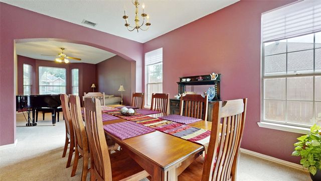 817 Crystal Lane, Hurst, TX 76054