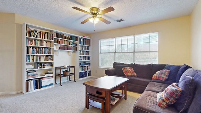 817 Crystal Lane, Hurst, TX 76054