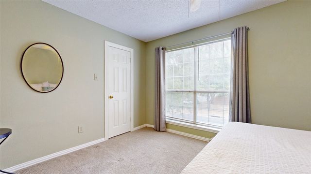 817 Crystal Lane, Hurst, TX 76054