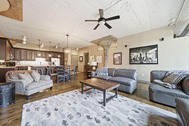 300 W Spring Street, 306, Columbus, OH 43215